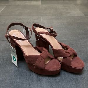 A New Day Riah Heels NWT